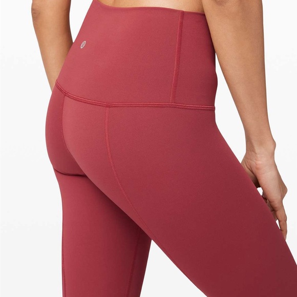 LULULEMON WOMEN’S
WUNDER UNDER Crop HR TIGHT 21” size 8 - Picture 9 of 9